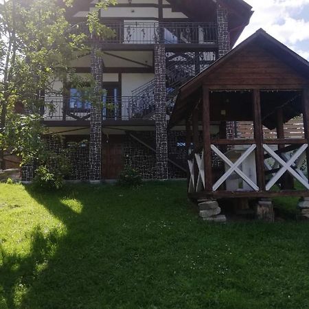 Садиба Анномарі - Відпочинок В Карпатах Котедж Яремче Extérieur photo