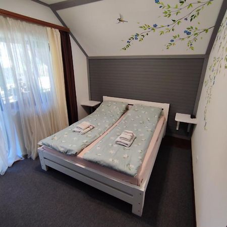 Садиба Анномарі - Відпочинок В Карпатах Котедж Яремче Extérieur photo