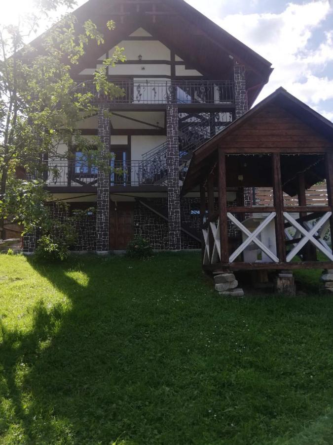 Садиба Анномарі - Відпочинок В Карпатах Котедж Яремче Extérieur photo
